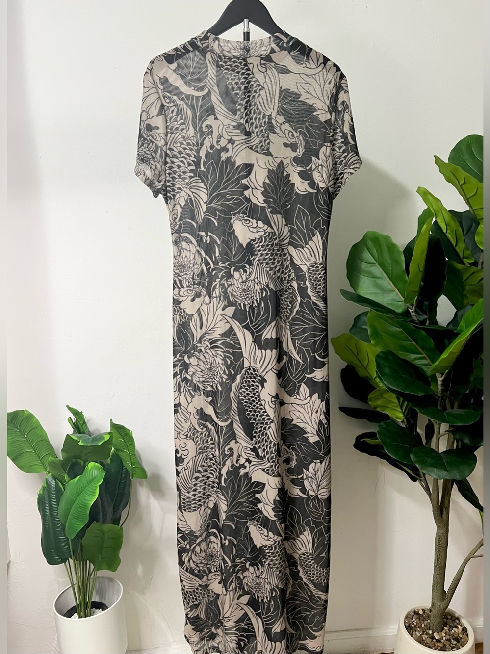 Women's Black and Cream Floral Print Short Sleeve Sheer Maxi Dress